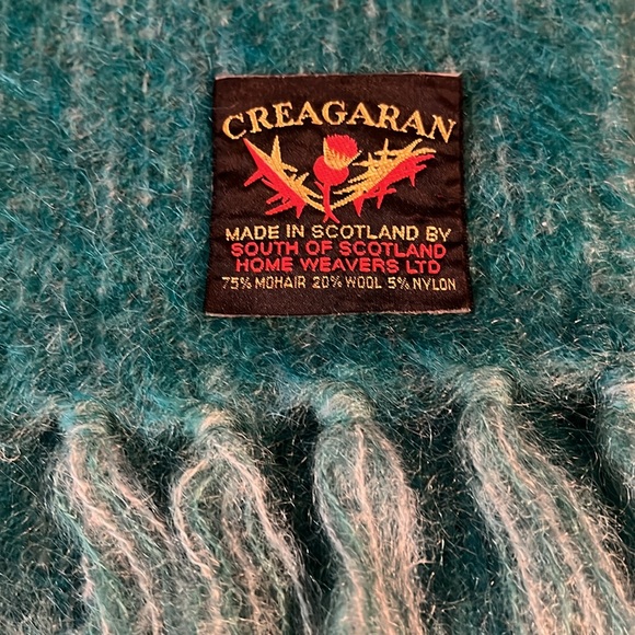 Vintage Creagaran mohair scarf/wrap - Picture 2 of 3